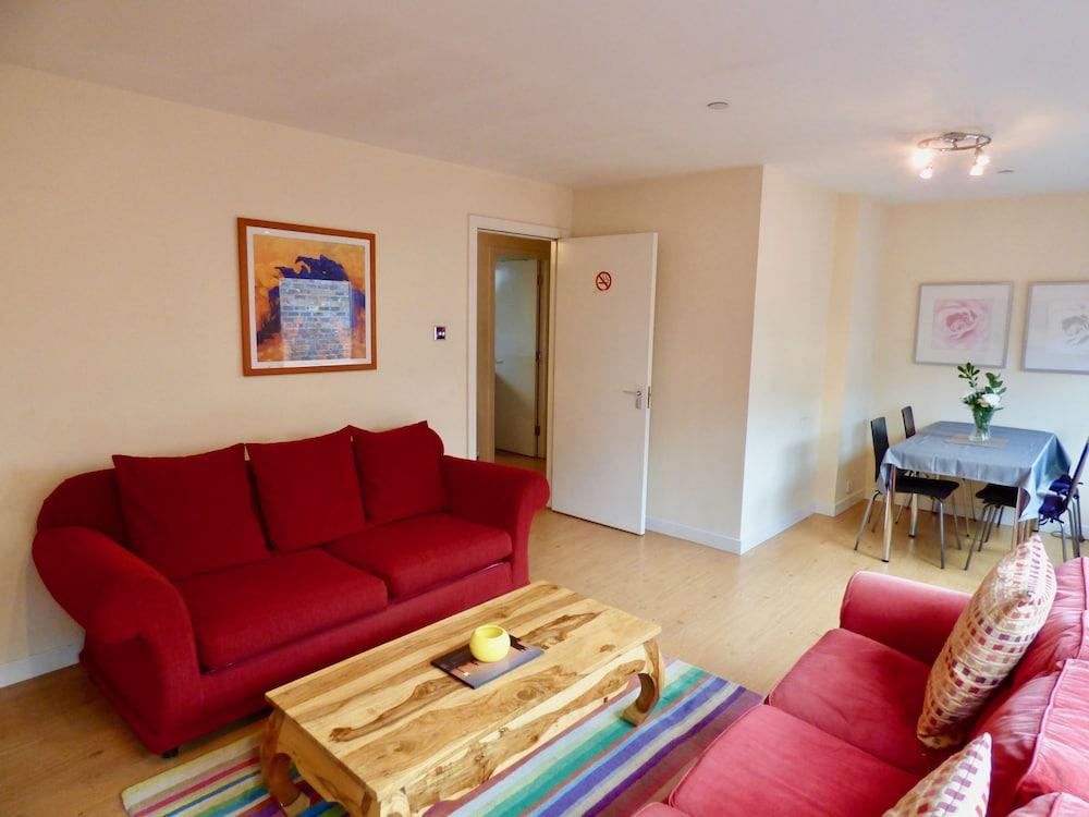The Comfort Suite