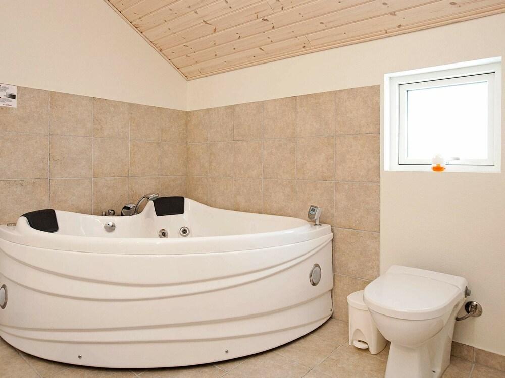 Serene Holiday Home in Dannemare With Indoor Whirlpool Spa Treatment