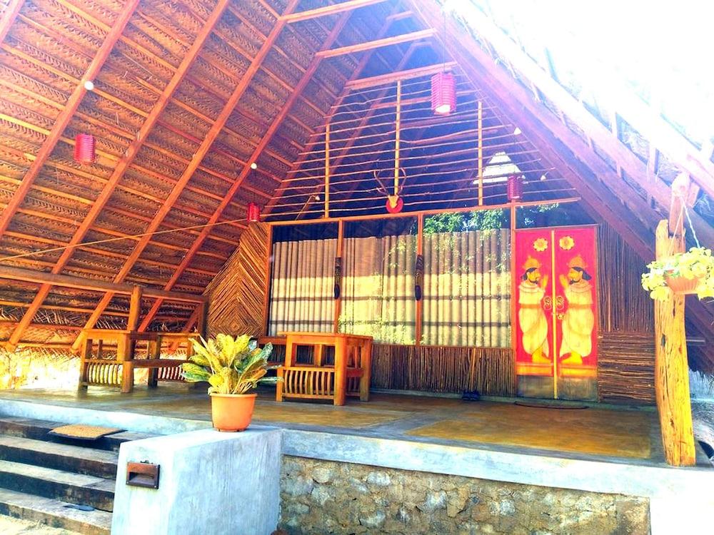 Habarana Ambasewana Resort