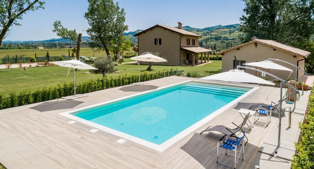 Agriturismo Querceto Featured Image