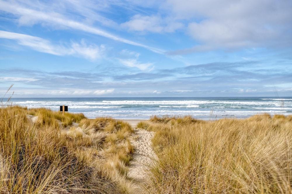 Windsong Hideaway Beach