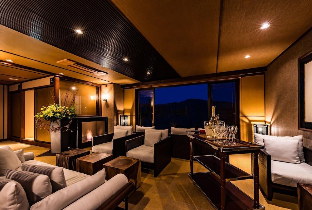 هاكون ريوري يادو كيوان