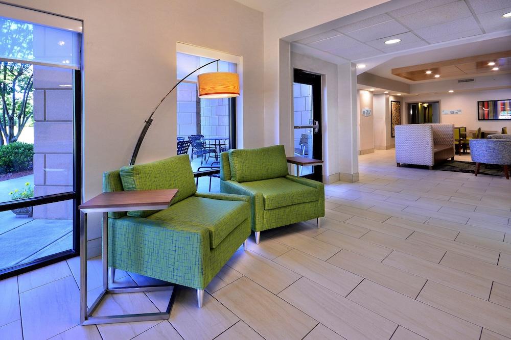 Holiday Inn Express Durham by IHG Exterior