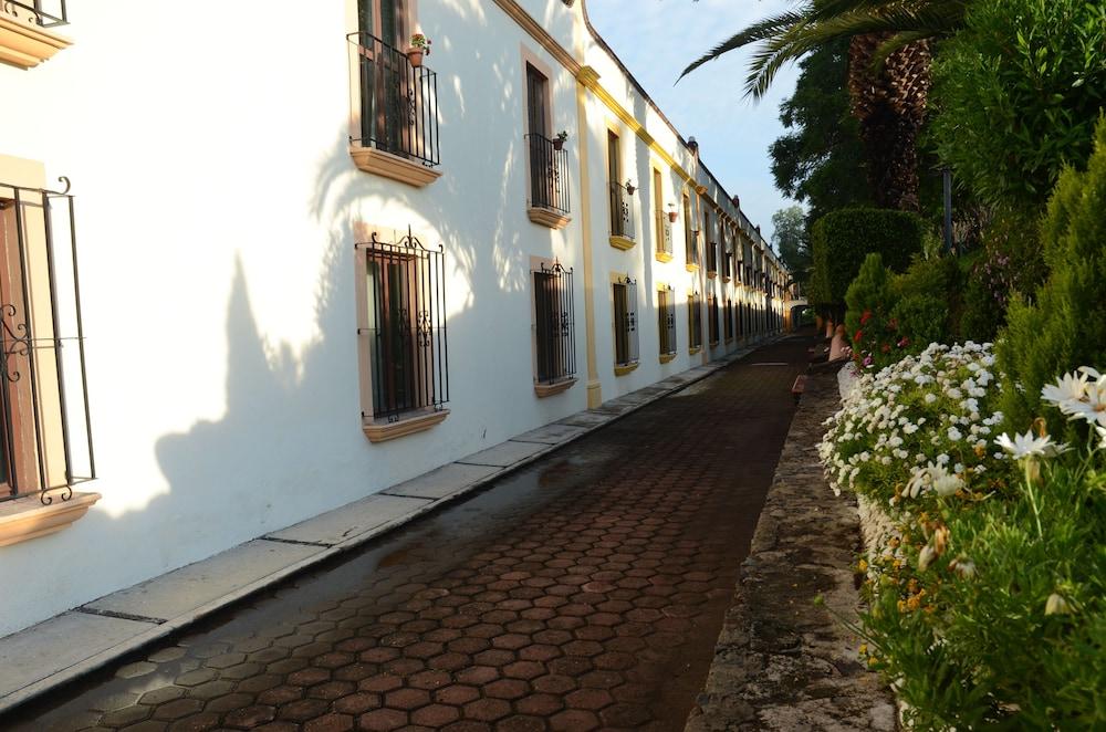 أوتل ميسيون جراند خوريكيّا المنطقة الخارجية