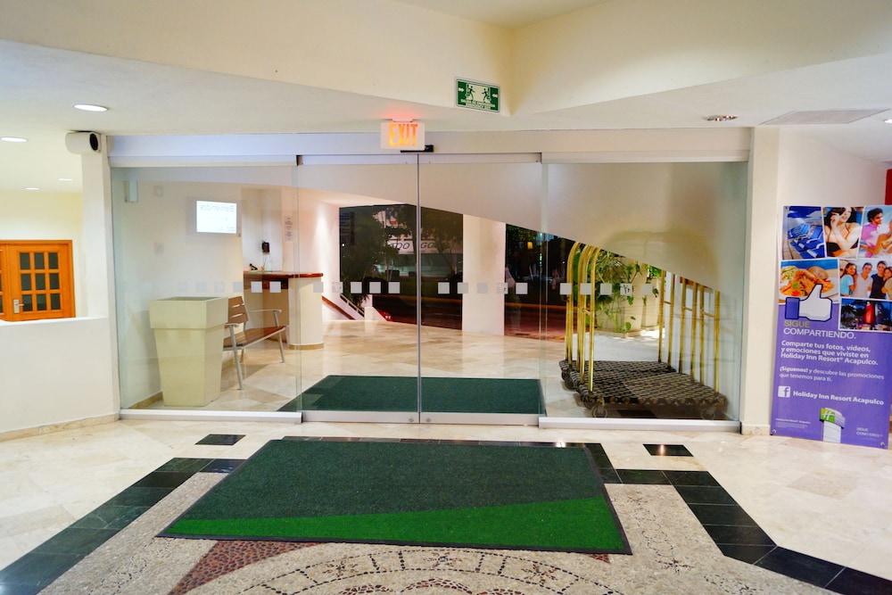 Holiday Inn Resort Acapulco, an IHG Hotel