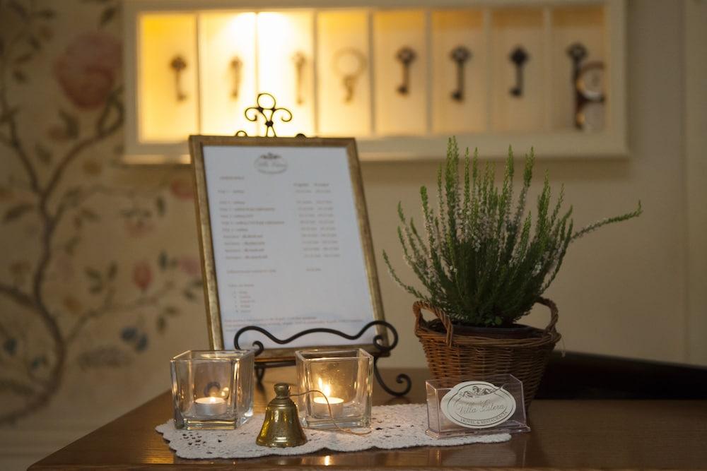 فيلا إستيرا - هوتل آند ريستاوراتسيا منطقة الاستقبال