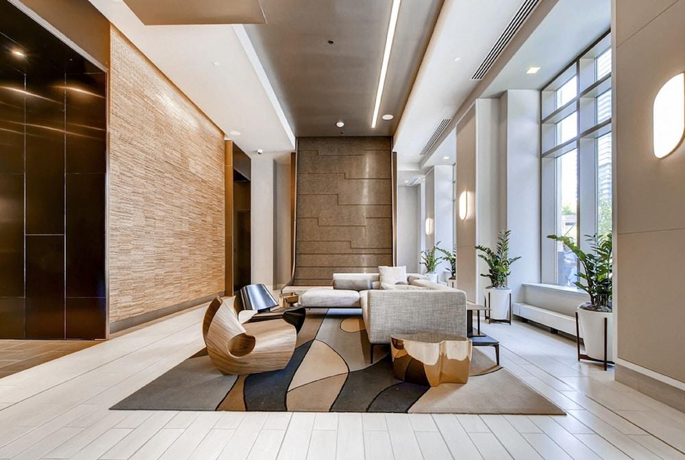 غلوبال لاكجري سويتس آت نيوبورت منطقة الجلوس في الردهة