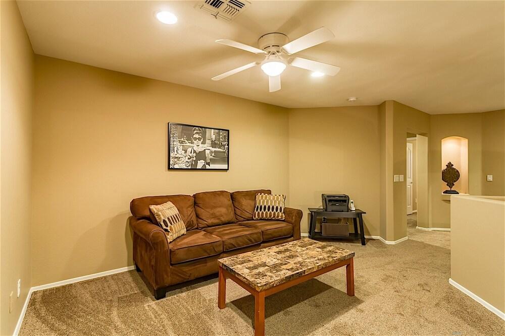 ليتشفيلد مانور بد روم باي كاساجو داخلي