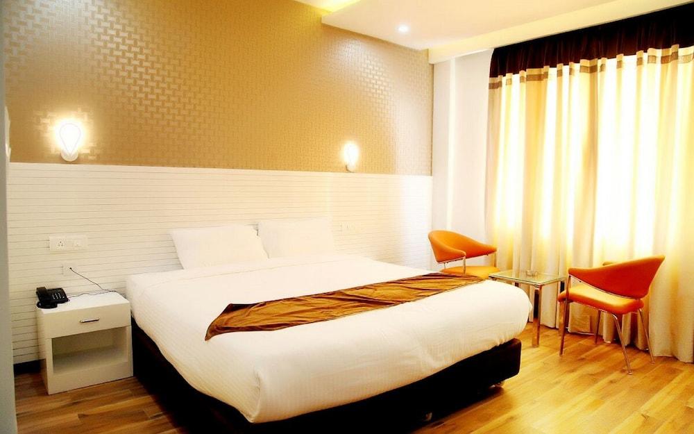 Hotel Royal MJS Pinjore Room