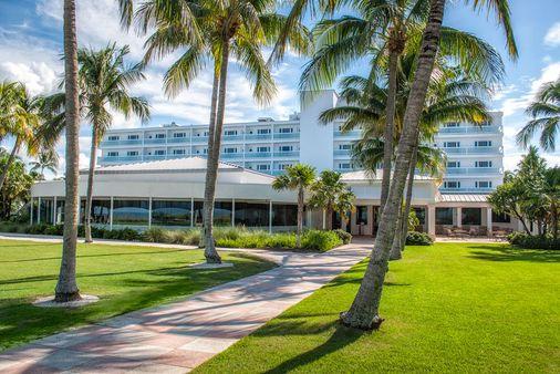 Naples Beach Hotel and Golf Club