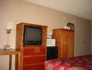 هاورد جونسون باي ويندام دينفر ويست أخرى