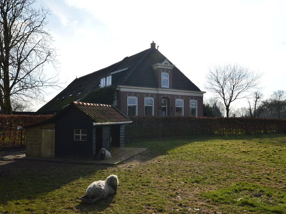 Tranquil Farmhouse in Wapserveen by the Forest