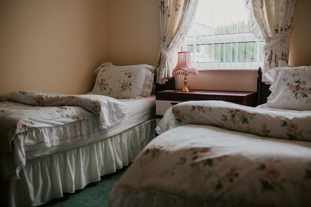 Remarkable 3-bed House in Isle of Lewis Room