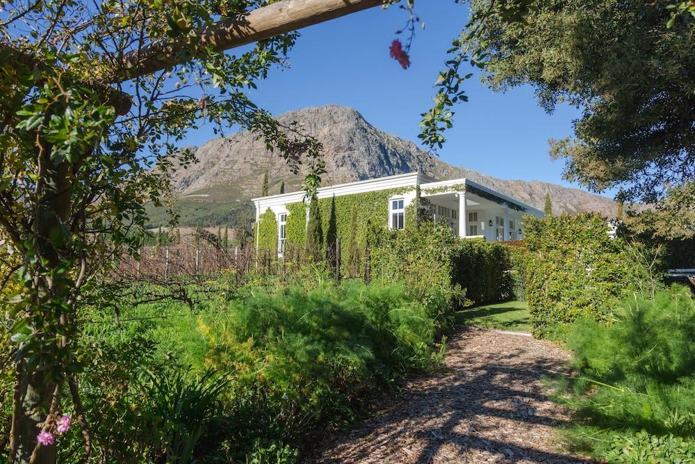 Lily Pond House at Le Lude Exterior