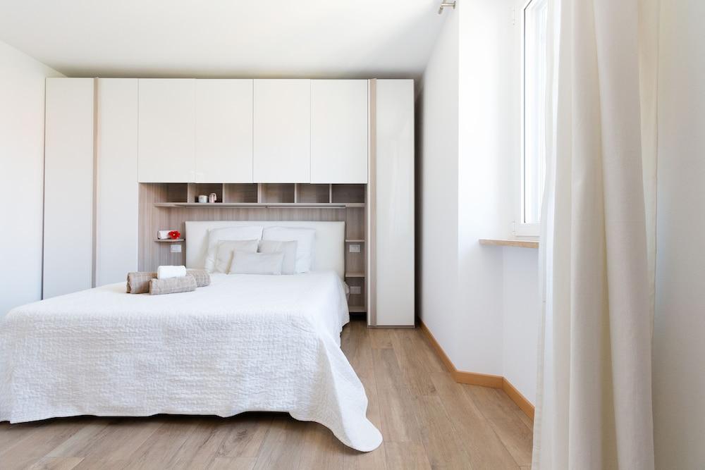 Alessia's Flat - Sarpi 2 Room