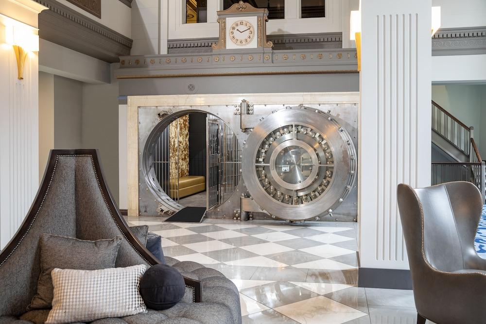 Hotel On Phillips Featured Image