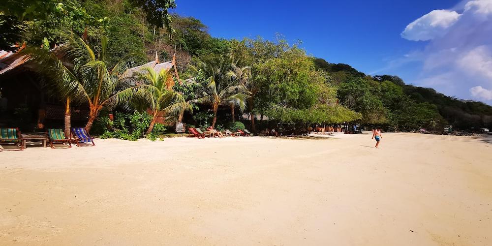 Phi Phi Relax Beach Resort Exterior