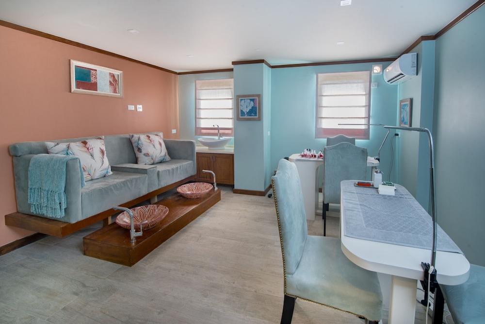 ذا ساندز بربادوس شامل جميع الخدمات نادي صحي