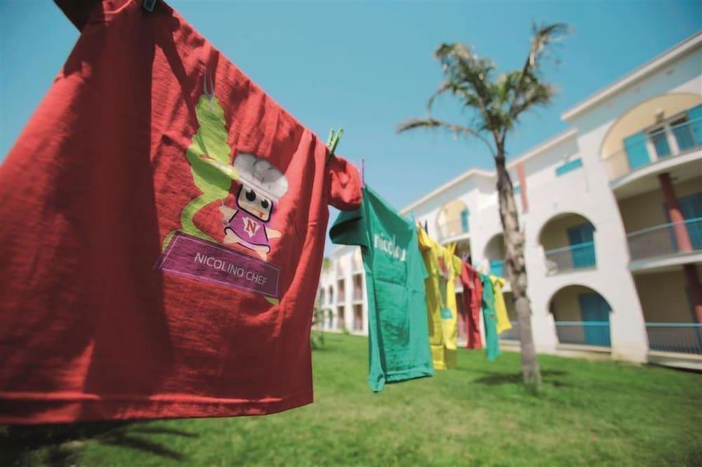 توكاسييلو هوتل فيليدج تفاصيل الفندق من الخارج