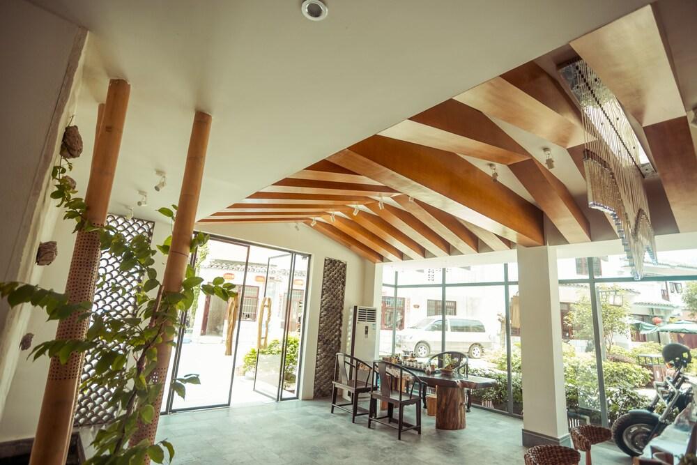 Shui Yun Ju Hotel Resort Lobby Sitting Area