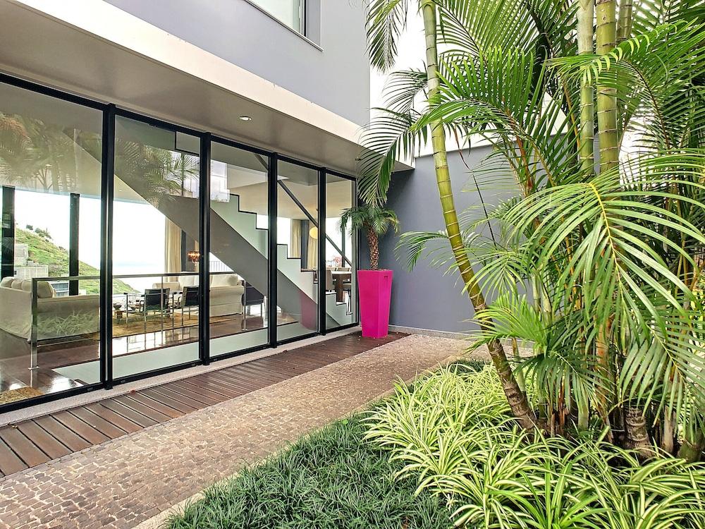 Villa Ocean Sight by MHM Exterior