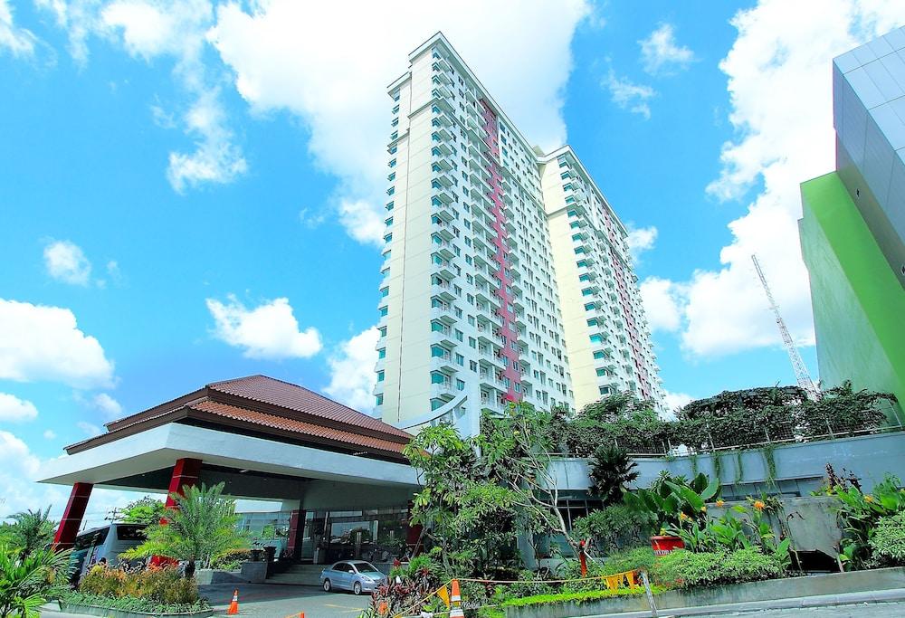 Solo Paragon Hotel & Residences