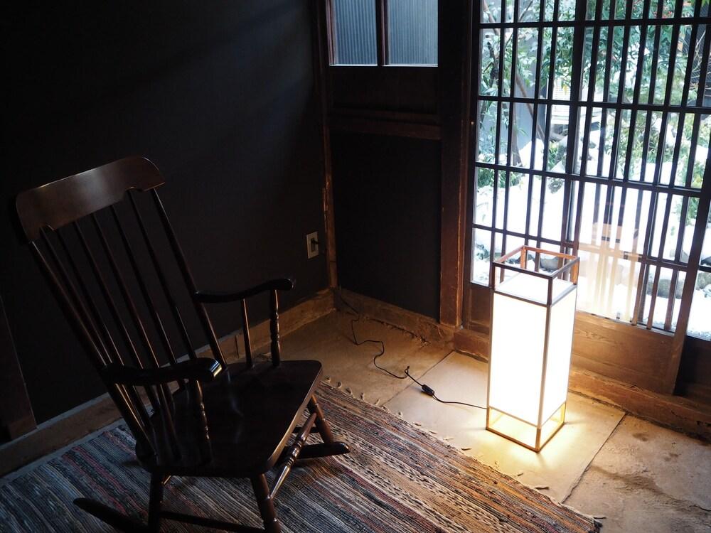 Ichii no Niwa Interior Entrance