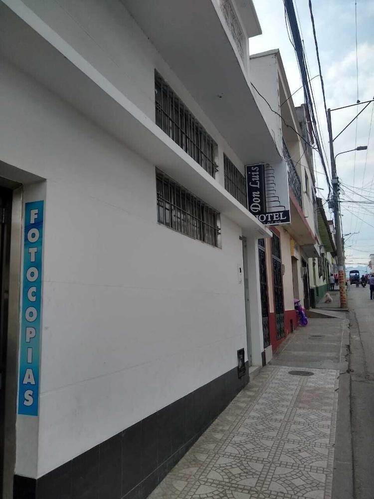 Hotel Don Luis Exterior