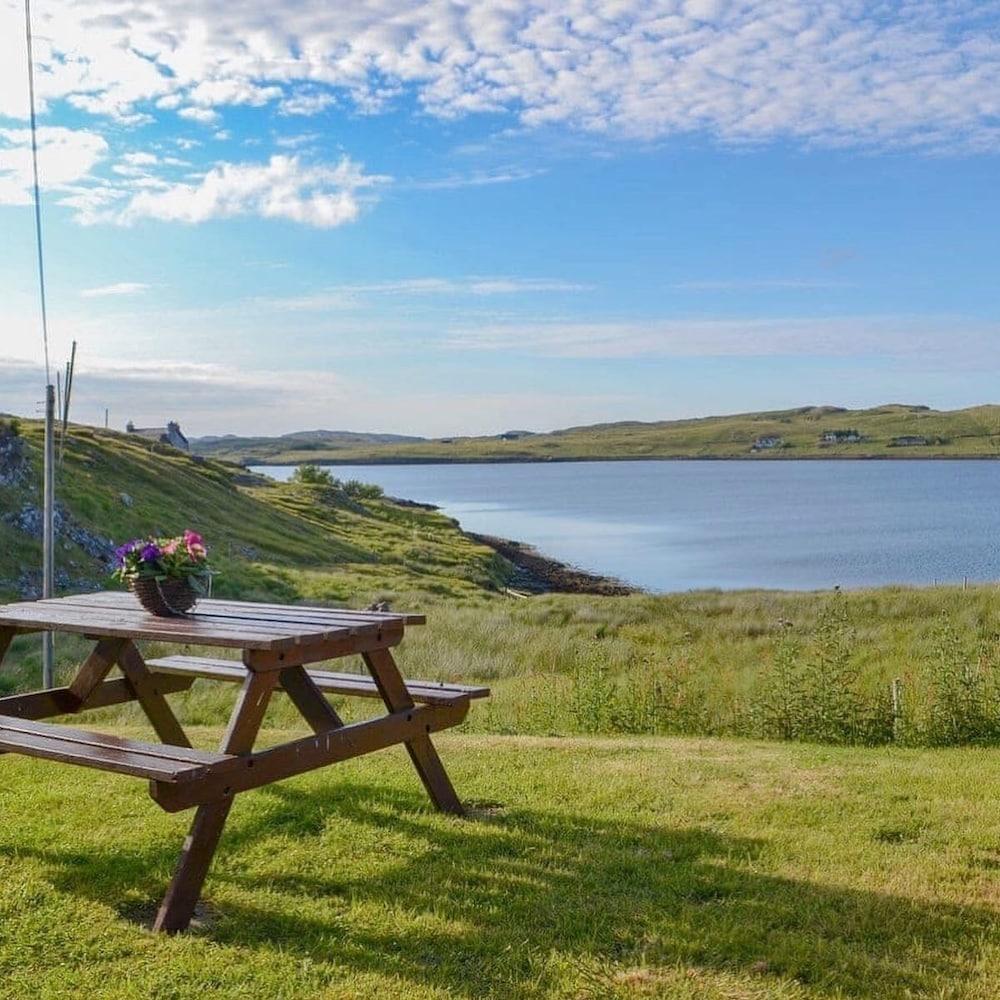 Remarkable 3-bed House in Isle of Lewis Property Grounds