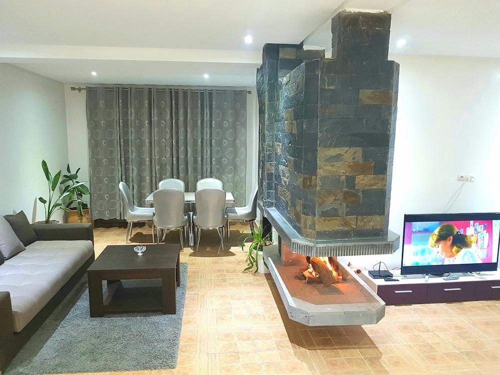Chalet Asmoun Featured Image