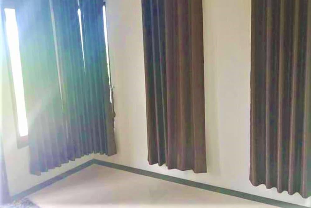 Mampir Kawah Ijen Guest House Interior