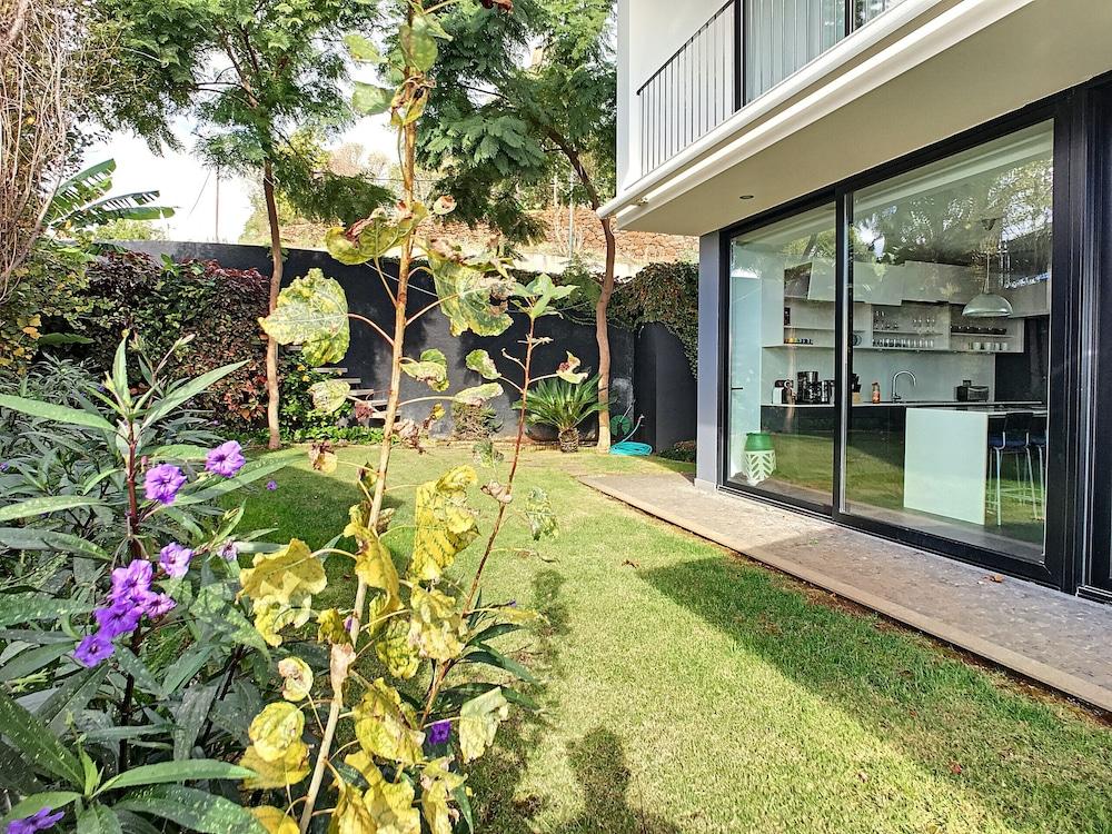 Villa Ocean Sight by MHM Property Grounds