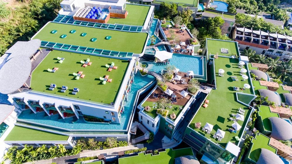 Crest Resort & Pool Villas Aerial View