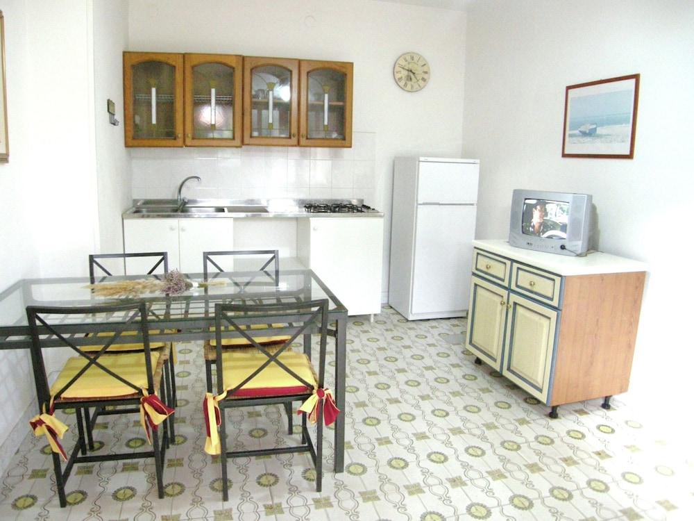 سوندرينشيد هوليداي هاوس، نير ذا بيتش إن روزولينا ميري