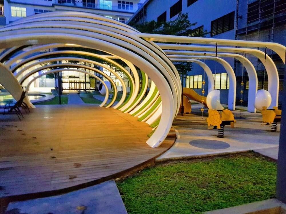 Puchong IOI Skypod Apartments Property Grounds