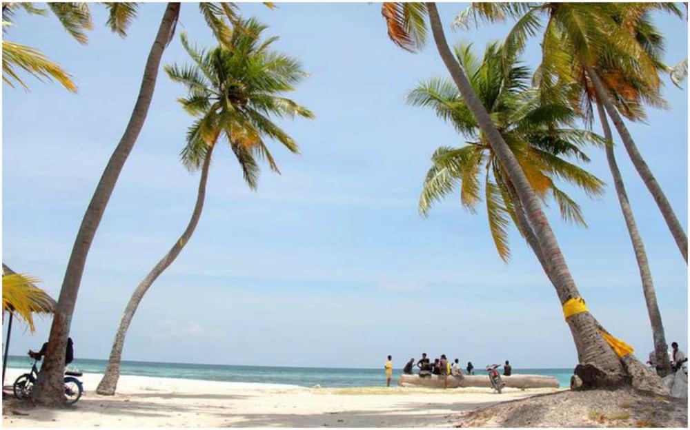 WhiteShell Island Hotel & Spa Property Grounds