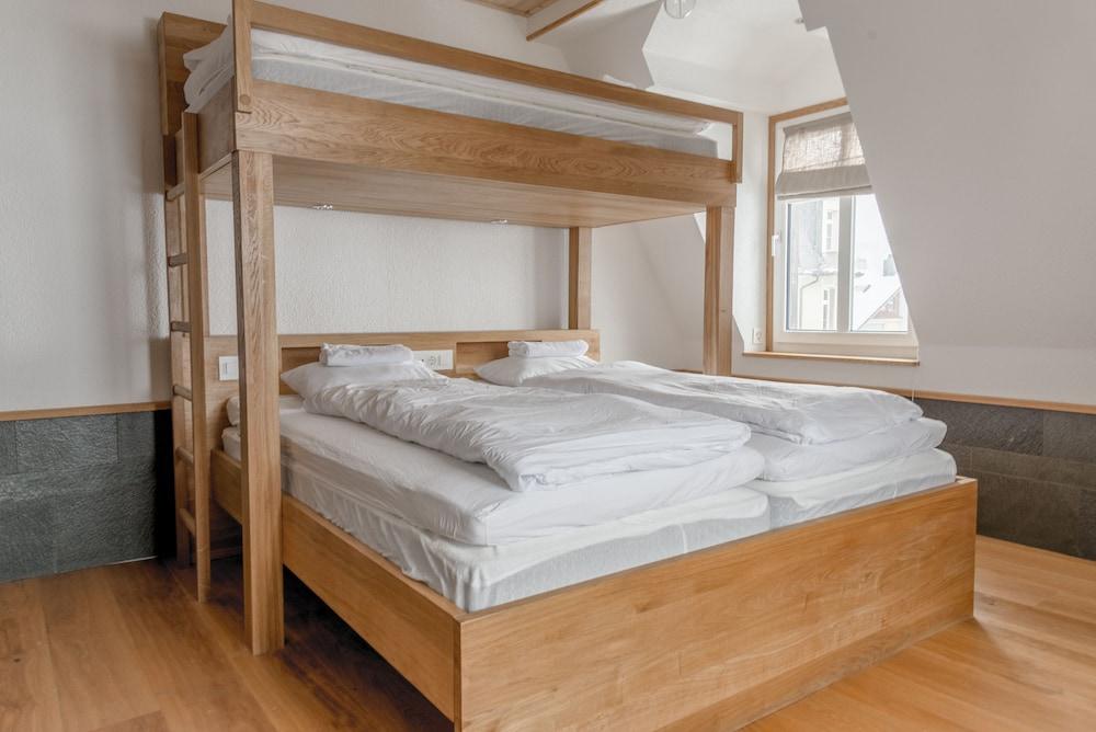 GRAND your home with common kitchens with self check-in Room