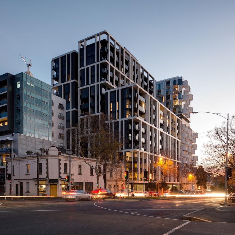 The Eminence Apartments by CLLIX Exterior