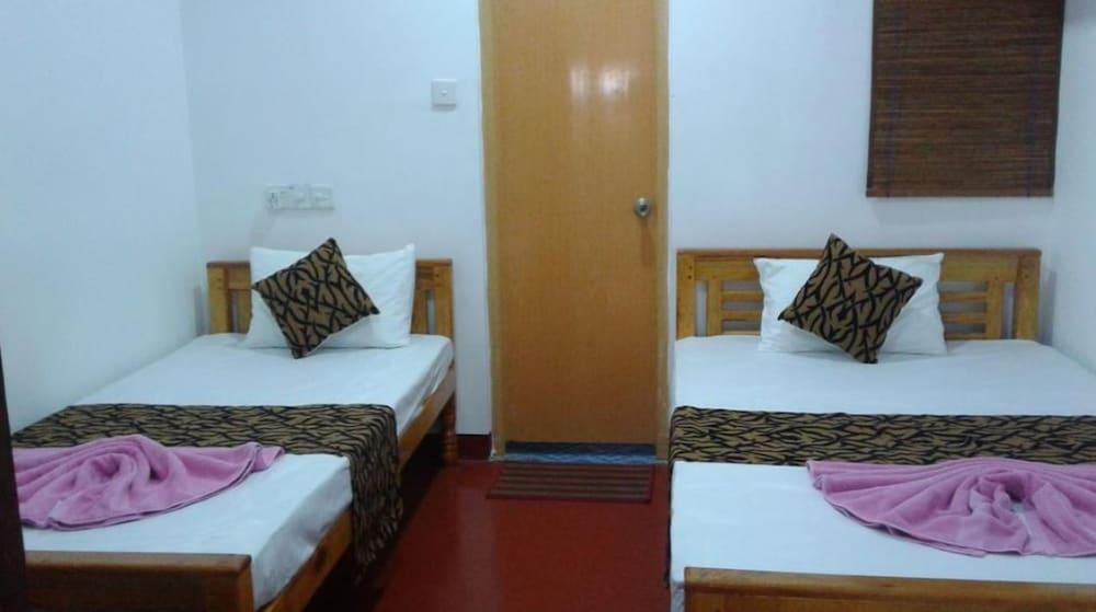 أوباي جيست هاوس