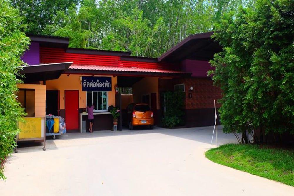 SC Resort Exterior