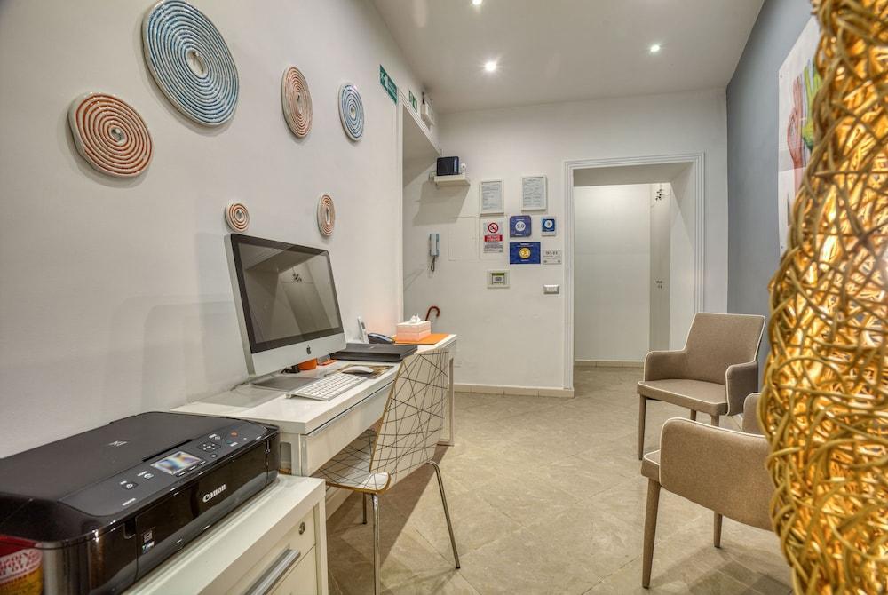 Ada Rooms Reception
