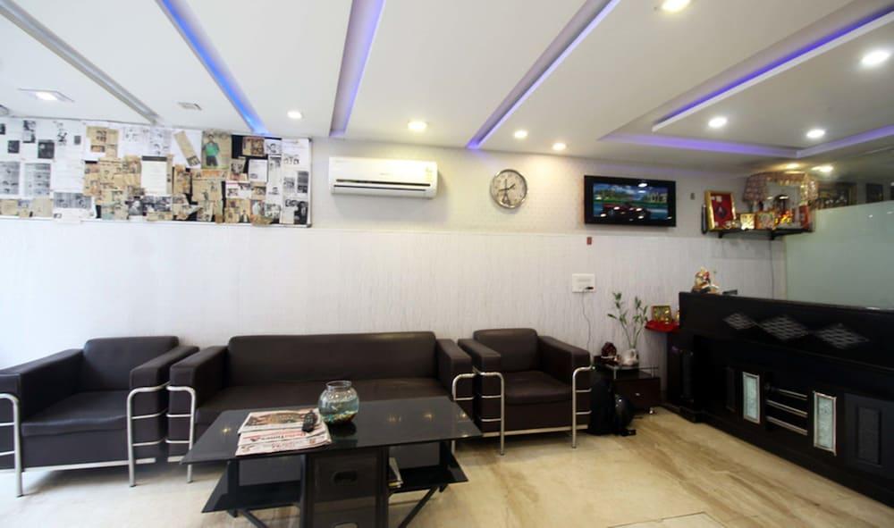 The Gera's Lobby Sitting Area