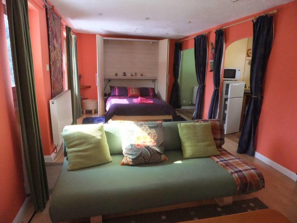 Cwm Irfon Lodge Cottages Room