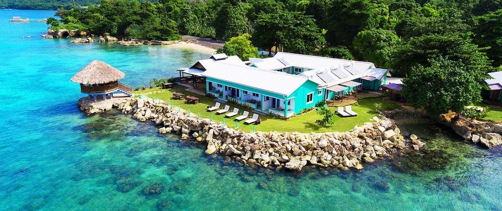 Luna Sea Inn
