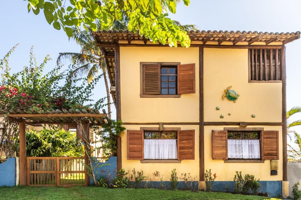 Em condomínio fechado com segurança: Vila do Outeiro Featured Image