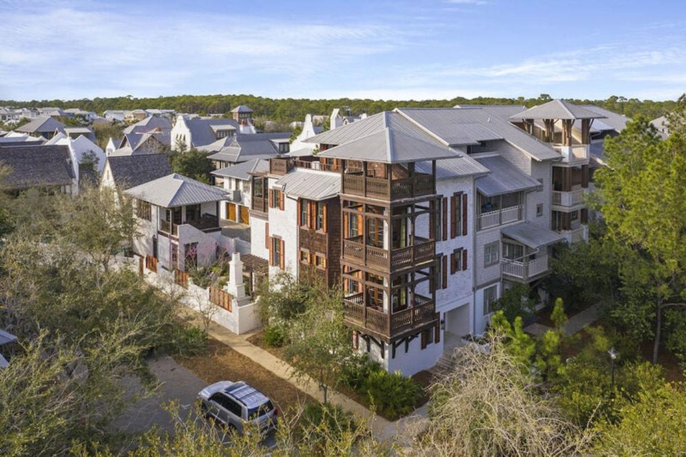 The Watchtower by Five Star Properties Exterior