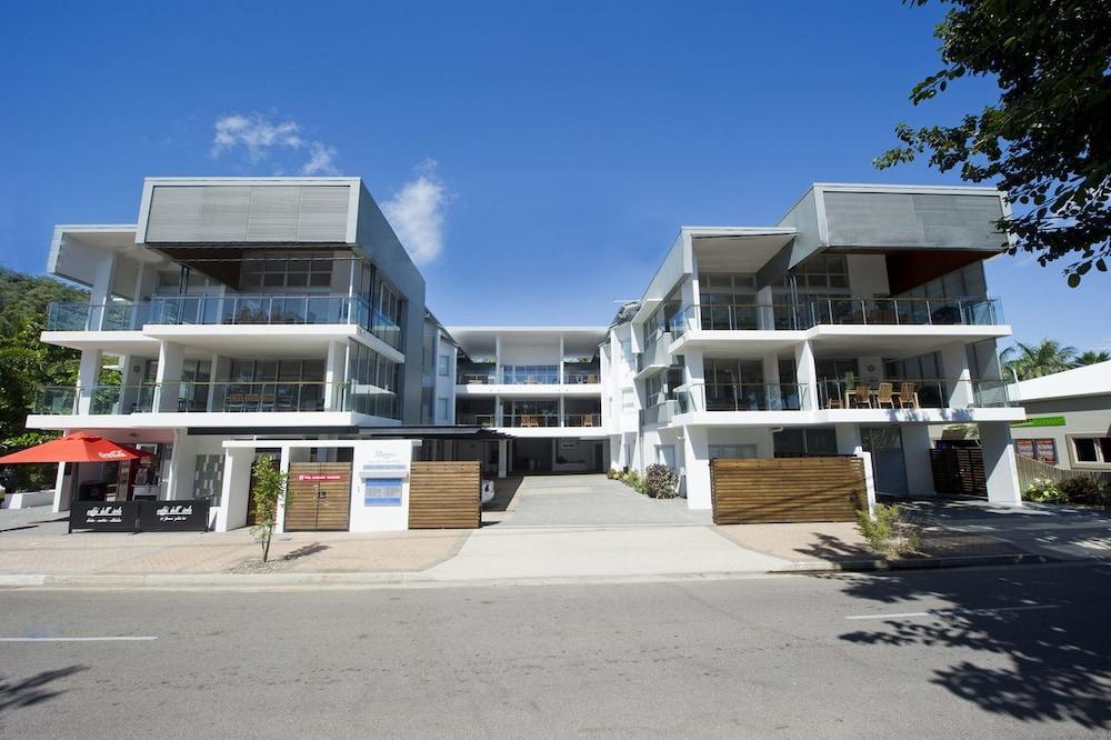 Maggies Beachfront Apt. 8 Featured Image