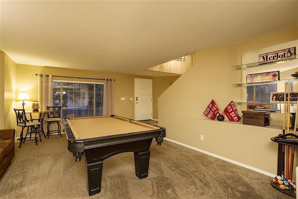 ليتشفيلد مانور بد روم باي كاساجو غرفة الألعاب