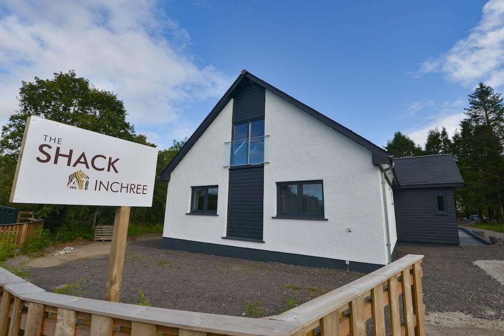The Shack and Pods at Inchree Exterior