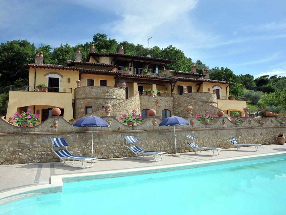 Apartment in Villa With Swimming Pool Exterior
